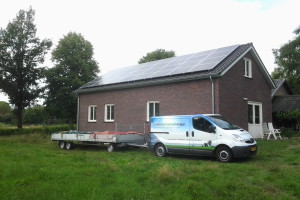 32 Zonnepanelen IBC Yingli Panda 270C-30b (monokristal) met een SMA omvormer Sunny tripower 8000TL-20 (3-fase)